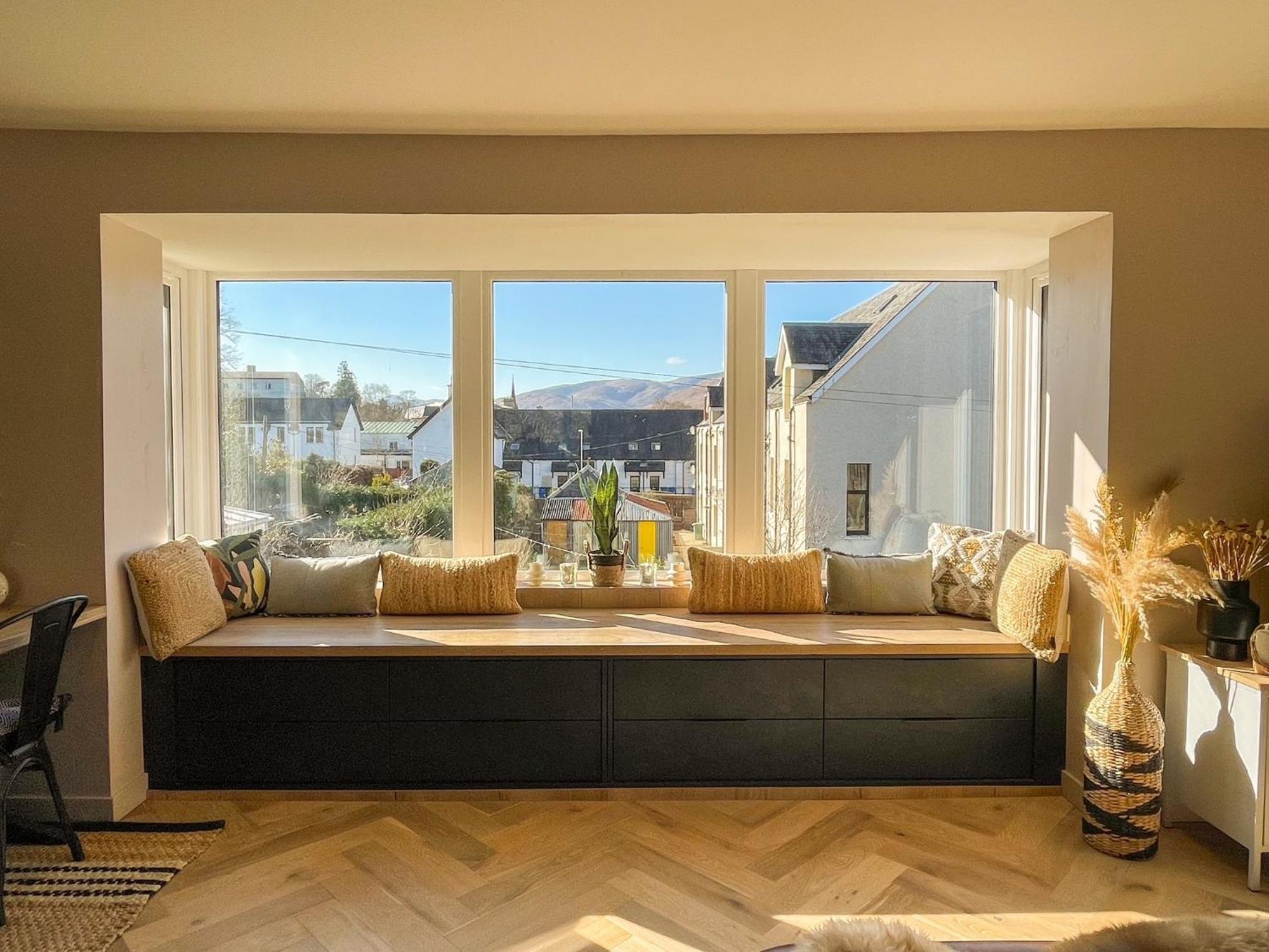 Stylish, Central Home With Open-Plan Living Fort William Buitenkant foto